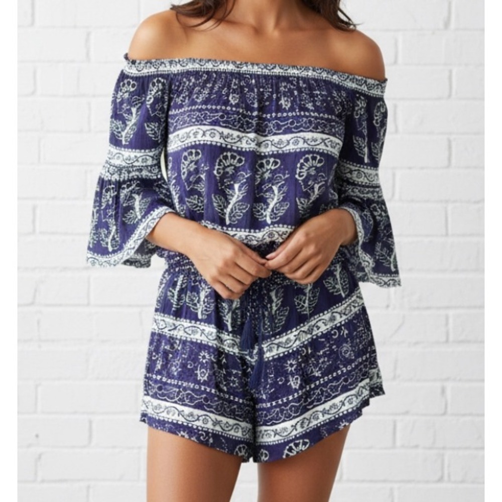 CHELSEA & VIOLET Purple Floral BOHO SHORTS ROMPER Off-Shoulder PEASANT Slouchy S